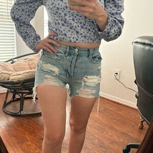 American Eagle Outfitters Distressed Denim Shorts - Light Blue